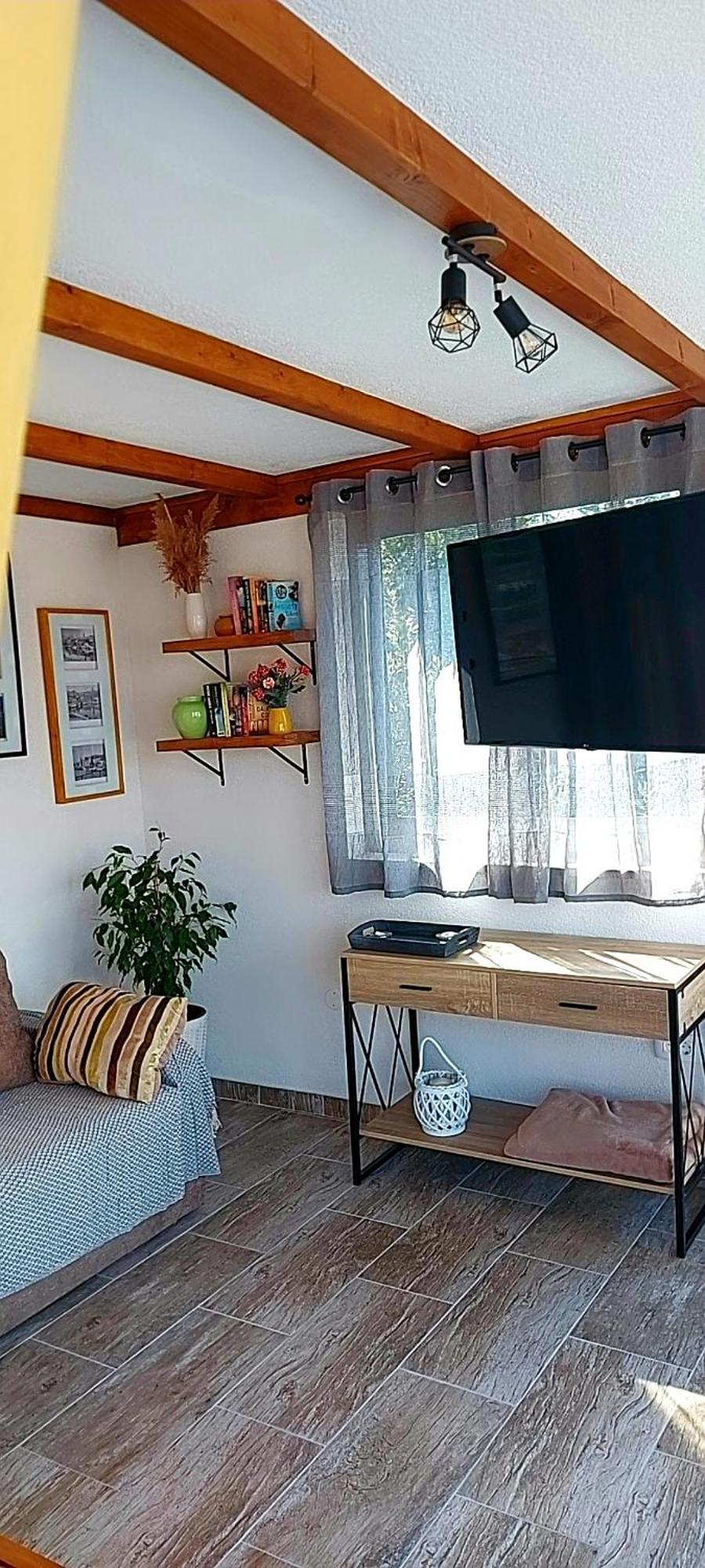 Apartmani Balan S Vanjskim Bazenom Trogir Buitenkant foto